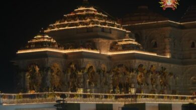 आस्था की रोशनी से नहाया राम मंदिर, रामलला की भी आई तस्वीरें, किन राज्यों ने किया छुट्टी का ऐलान