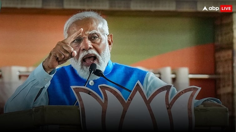 सनातन विरोधी बयानों पर PM मोदी का पलटवार, जवाब देते हुए किया इंदिरा गांधी की रुद्राक्ष माला का