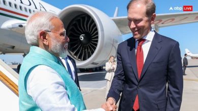 Grand reception for pm modi at moscow airport received by russia 1st deputy russia sends signal to china PM Modi Russia Visit: मॉस्को में जैसे ही विमान से उतरे प्रधानमंत्री मोदी, वैसे ही रूस ने चीन समेत दुनियाभर को दे दिया ये क्लियर मैसेज